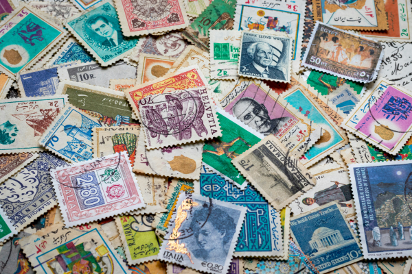 'Postzegelplan' vormt geen publiekrechtelijke last of beperking in de zin van art. 7:15 BW