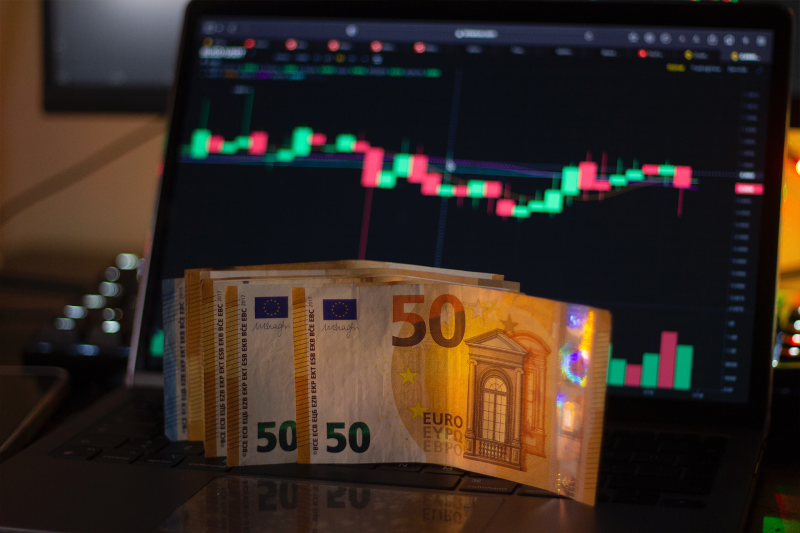 Standpunt Kennisgroep: Omvorming in tracking stocks vervreemding